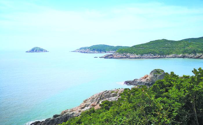 浙江舟山普陀海岛生态修复报道所配海岛画面。