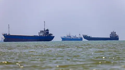 BBC报道所配霍尔木兹海峡相关背景画面。