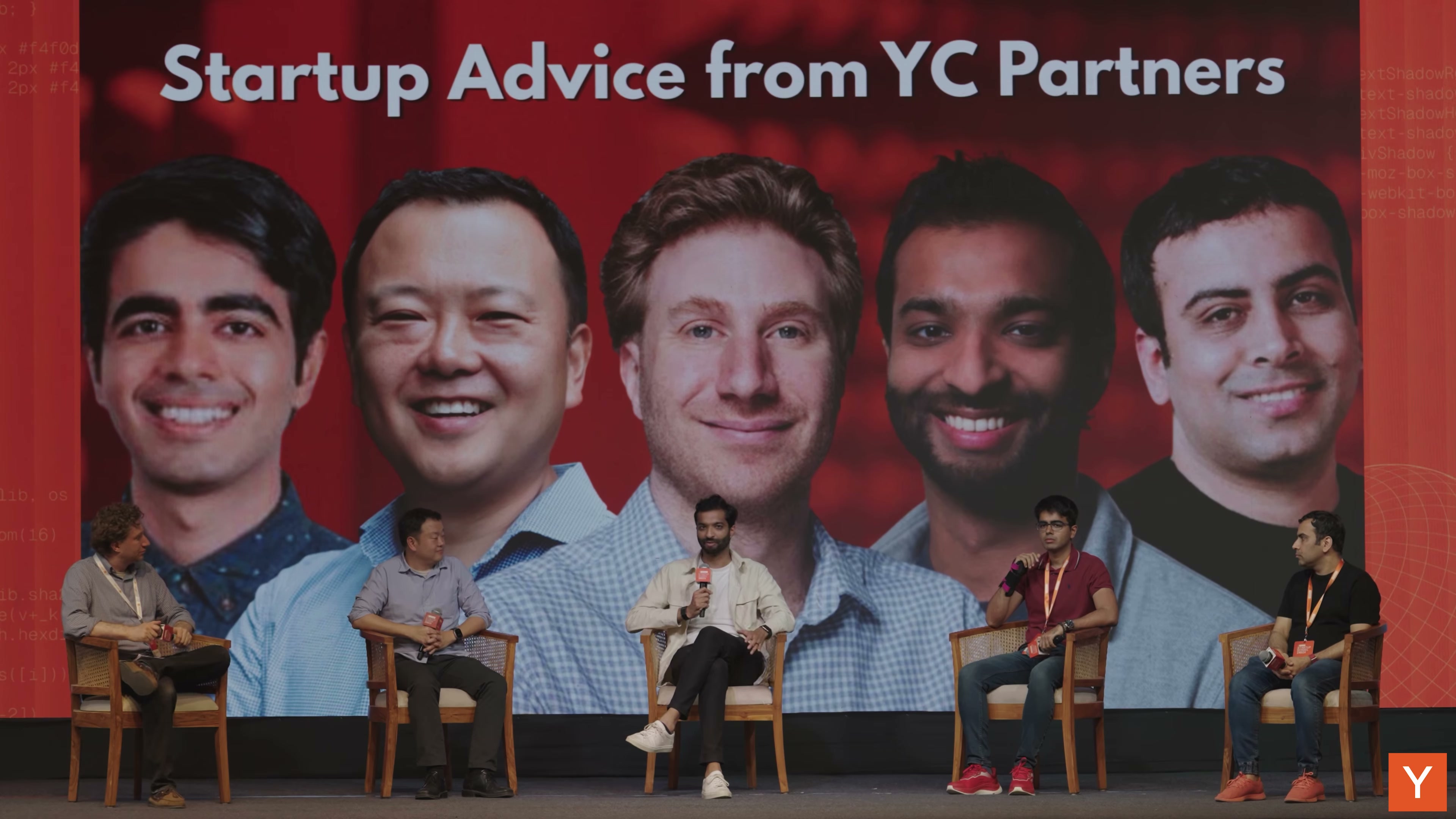 Y Combinator Startup School India 圆桌现场，00:18:54 附近进入 “Let the tokens rip” 讨论段落